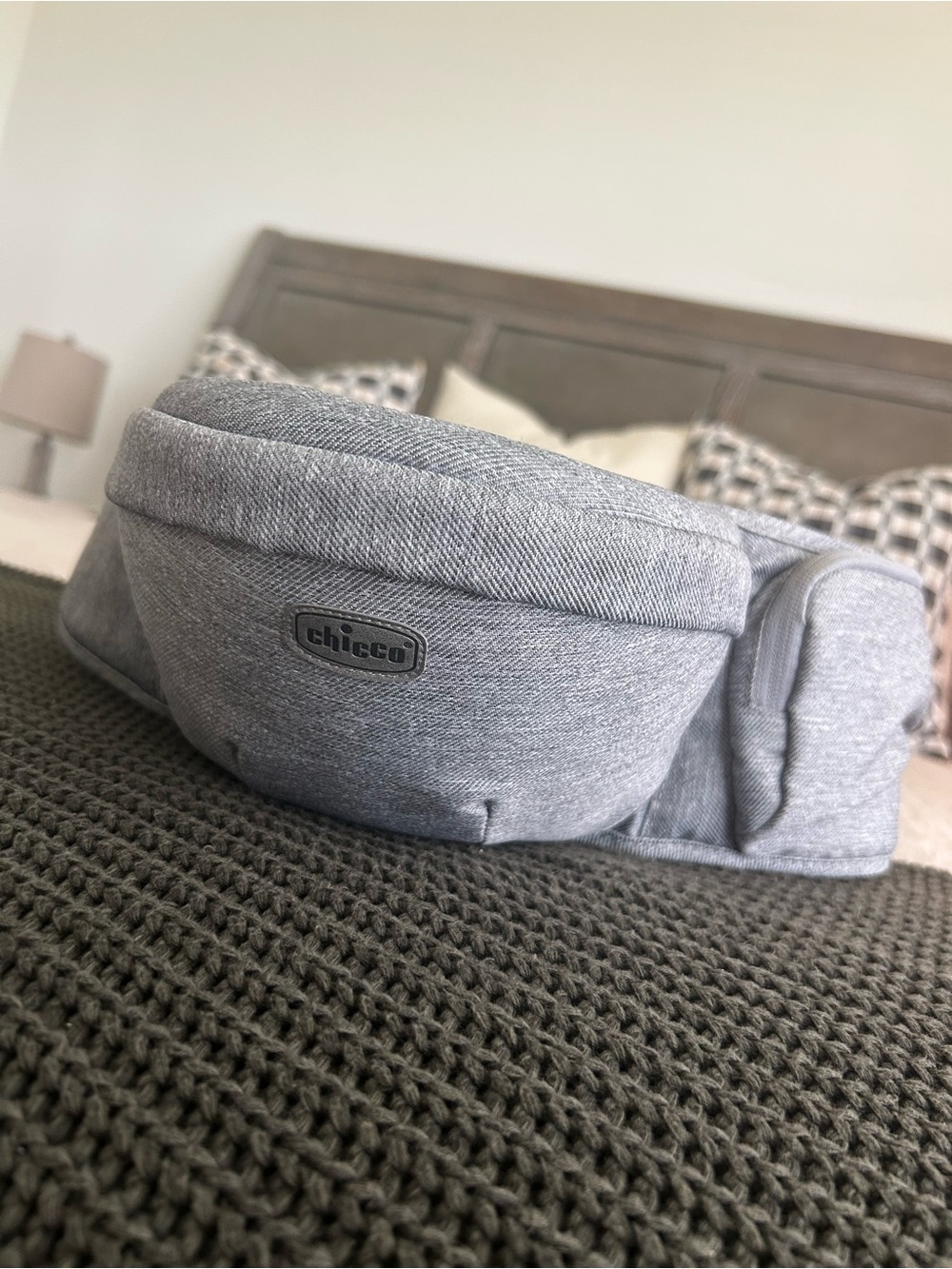 Chicco sidekick hip seat carrier